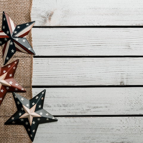 Patriotic: Combining Two Décors into One