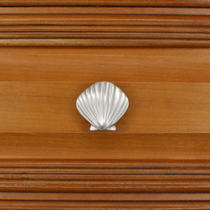 Scallop knob on light wood