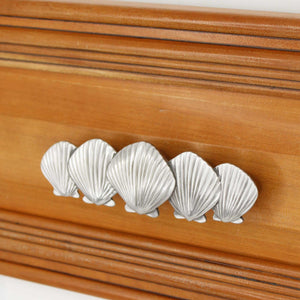 Scallop pull on drawer close up