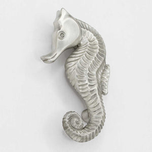 Left Facing Seahorse Pull - angled