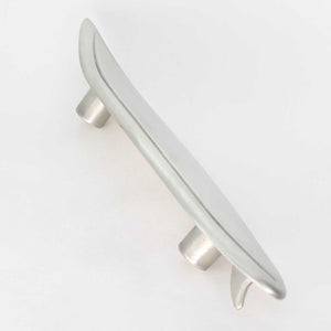 Surfboard Pull - side view