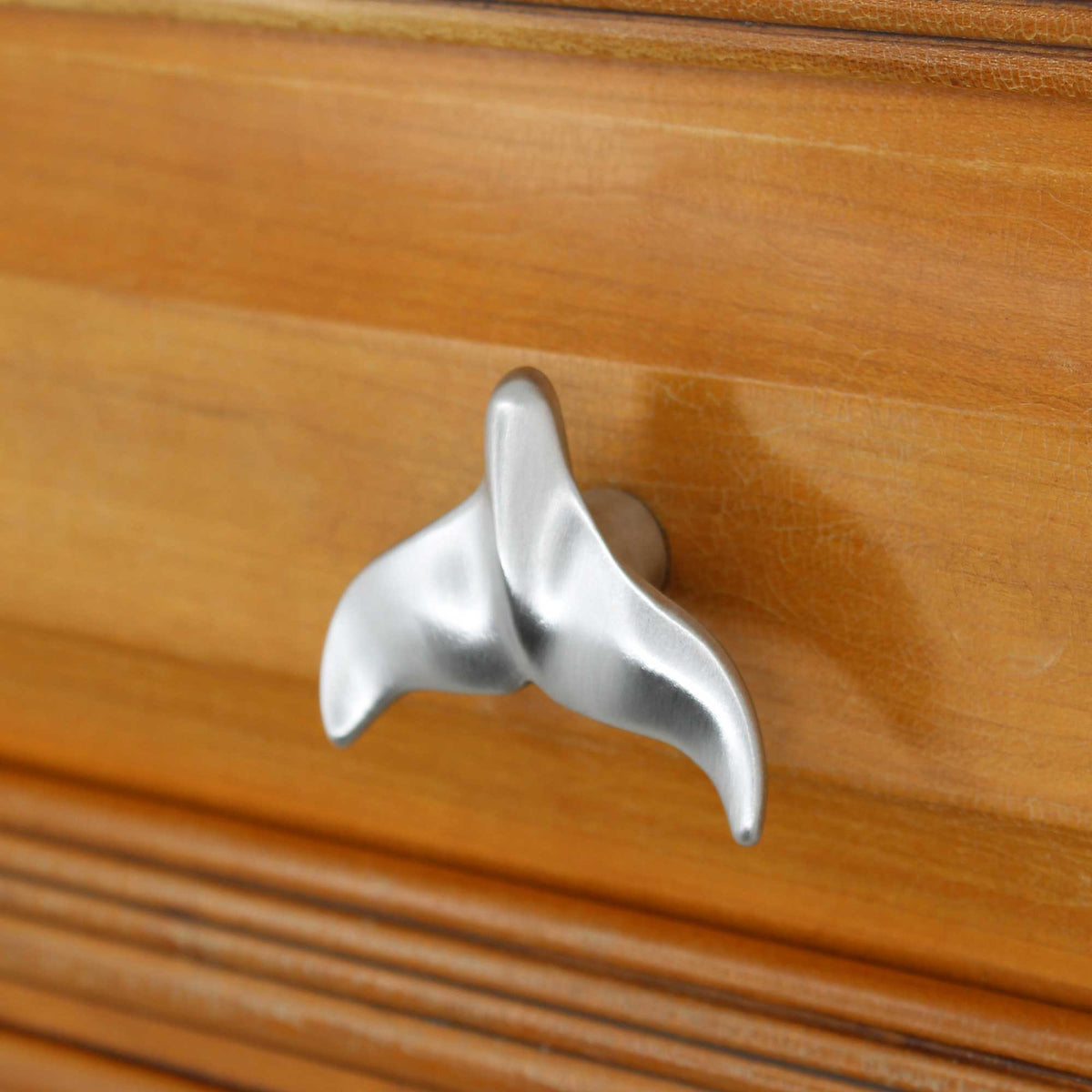 Humpback Whale Tail Knob,111, Small Costello Coastal Knobs